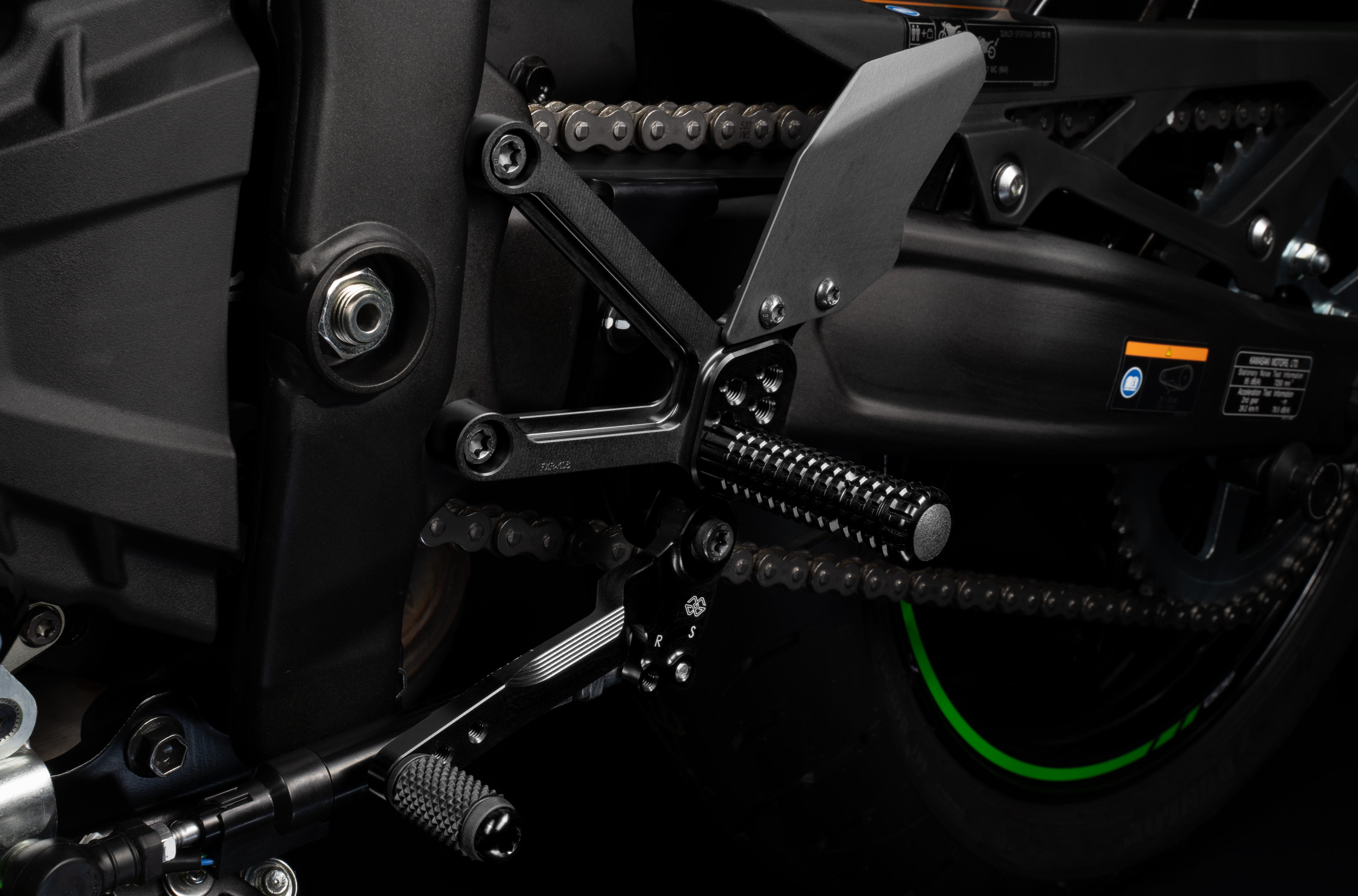 Footrest system FXR black