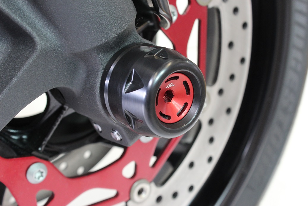GTA front axle protector red