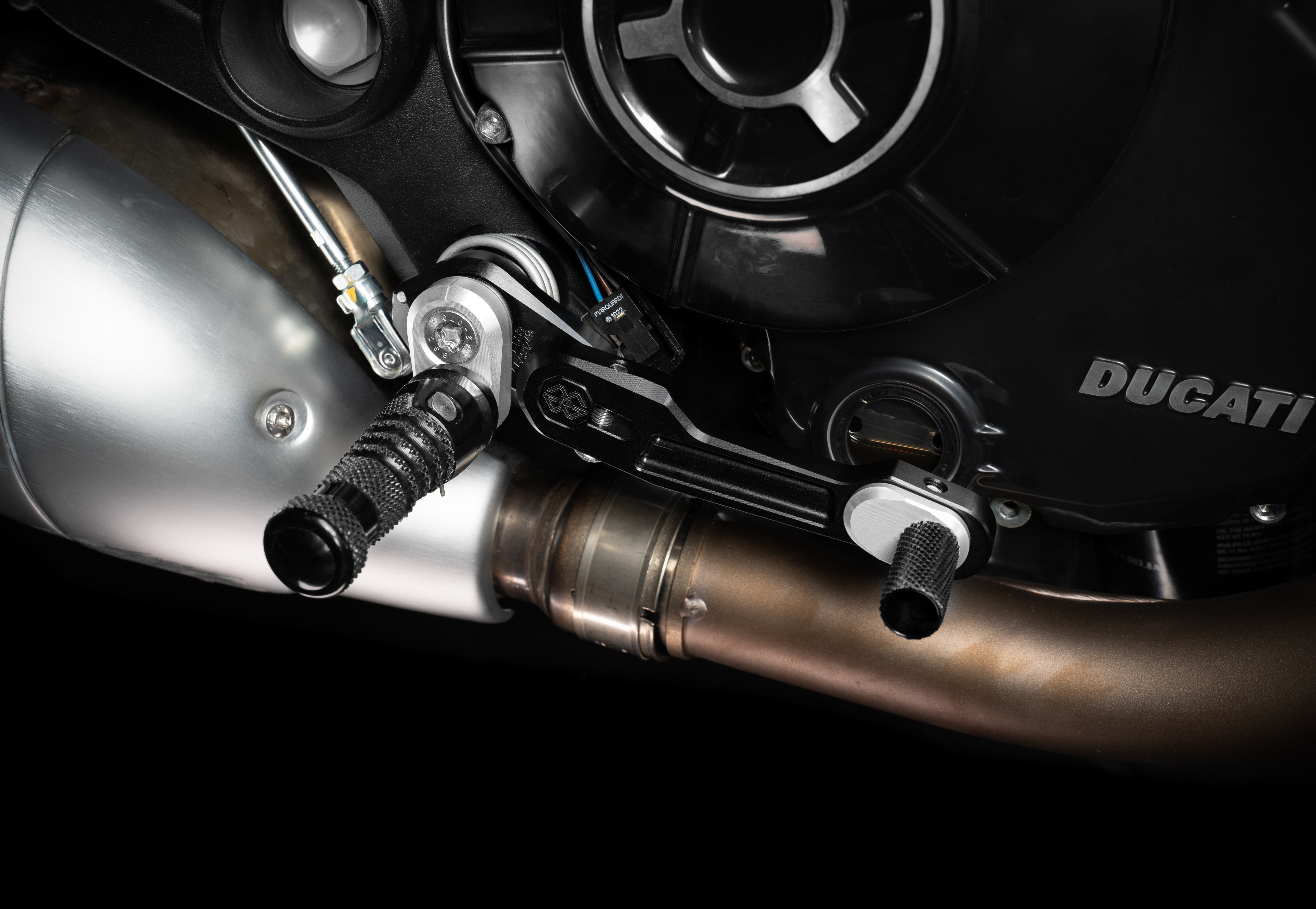 Fußrastenanlage RCT10GT D05 schwarz-silber