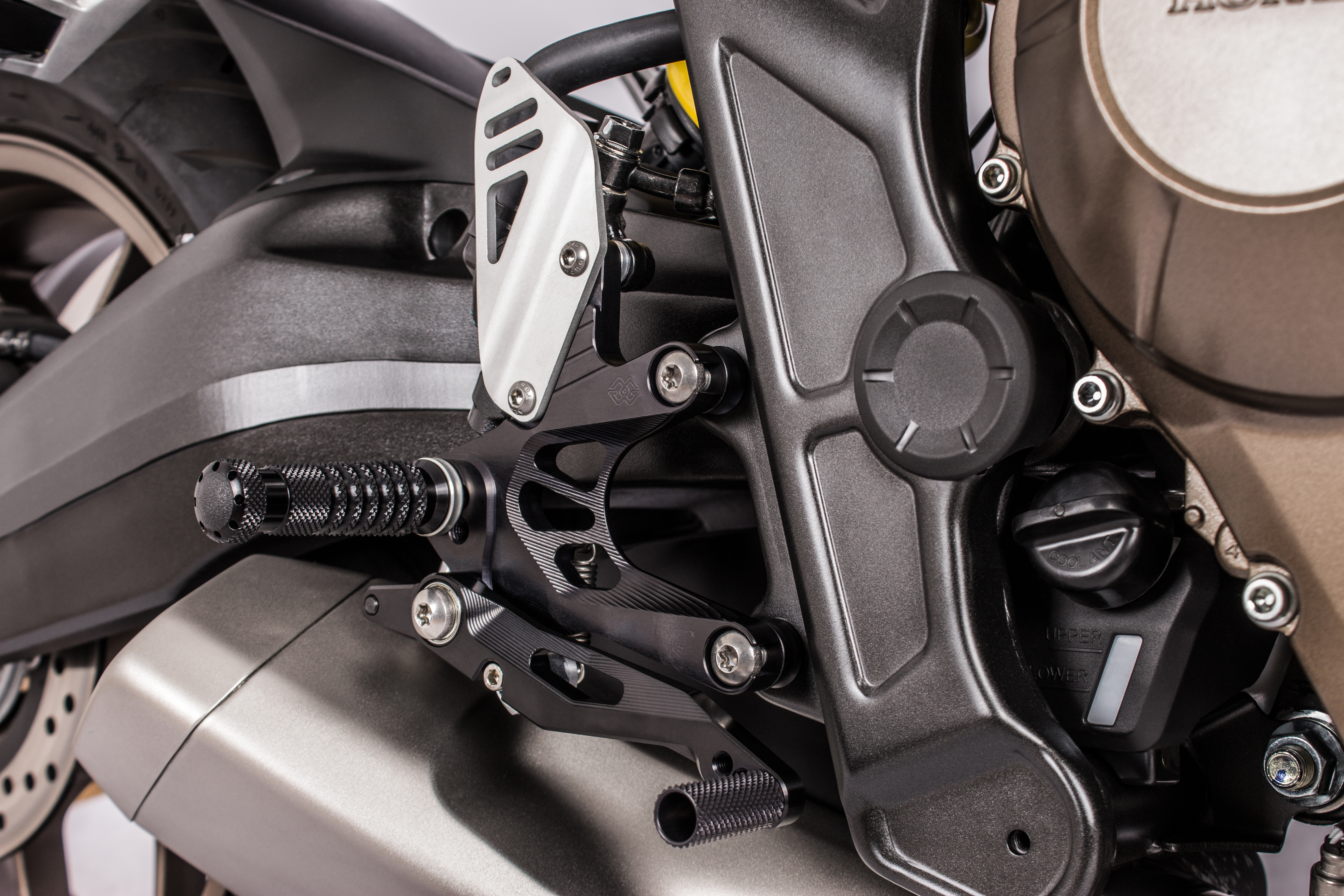 Footrest system FXR black