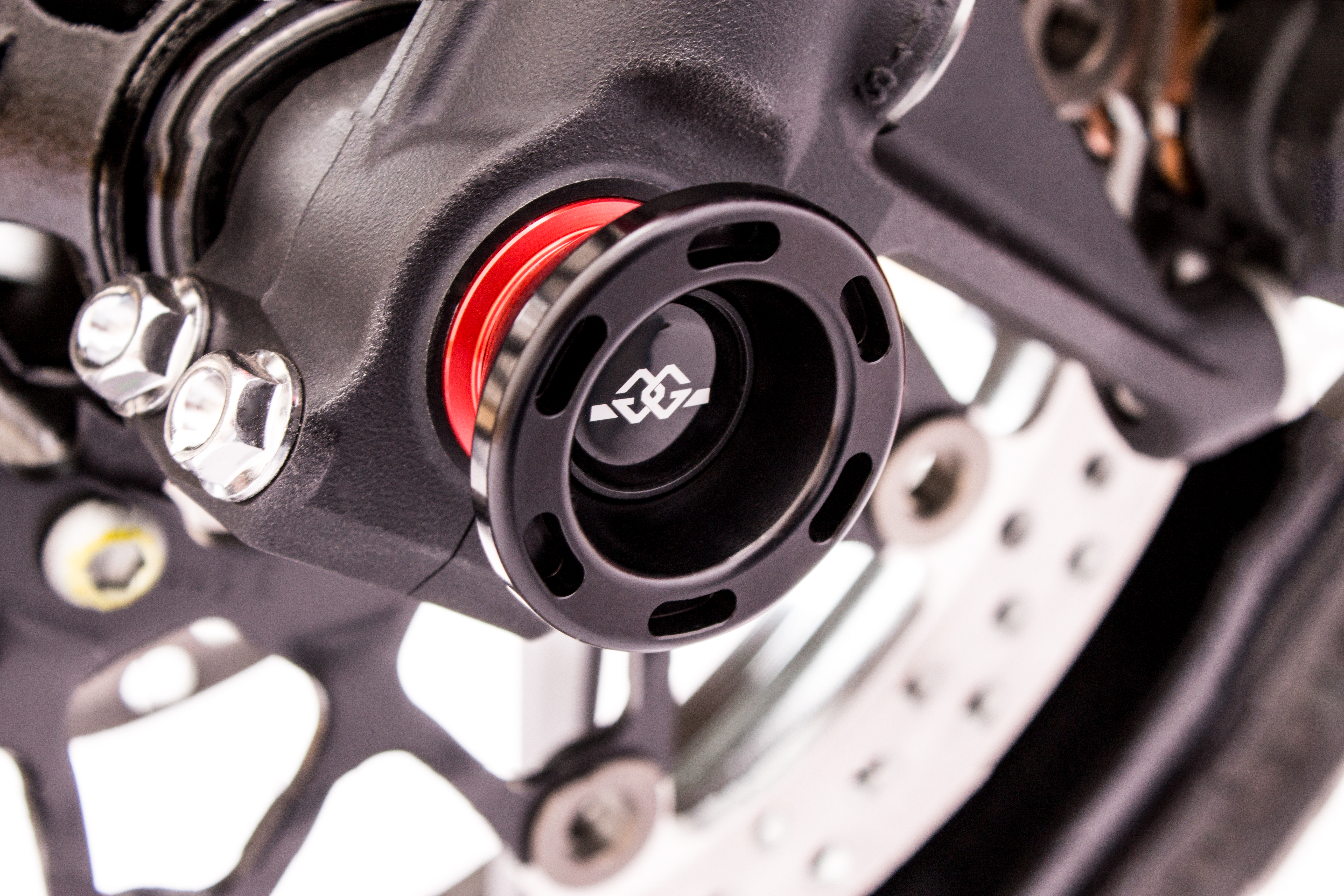 GTA axle protector front or rear black