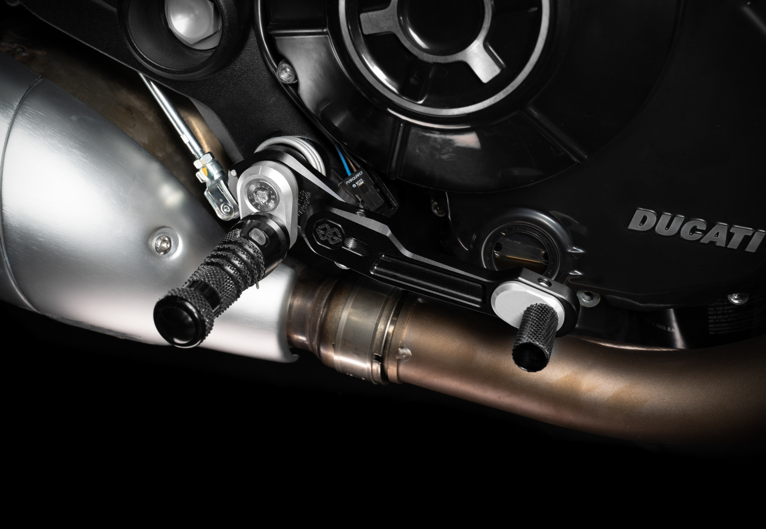 Footrest system RCT10GT D07 black-silver