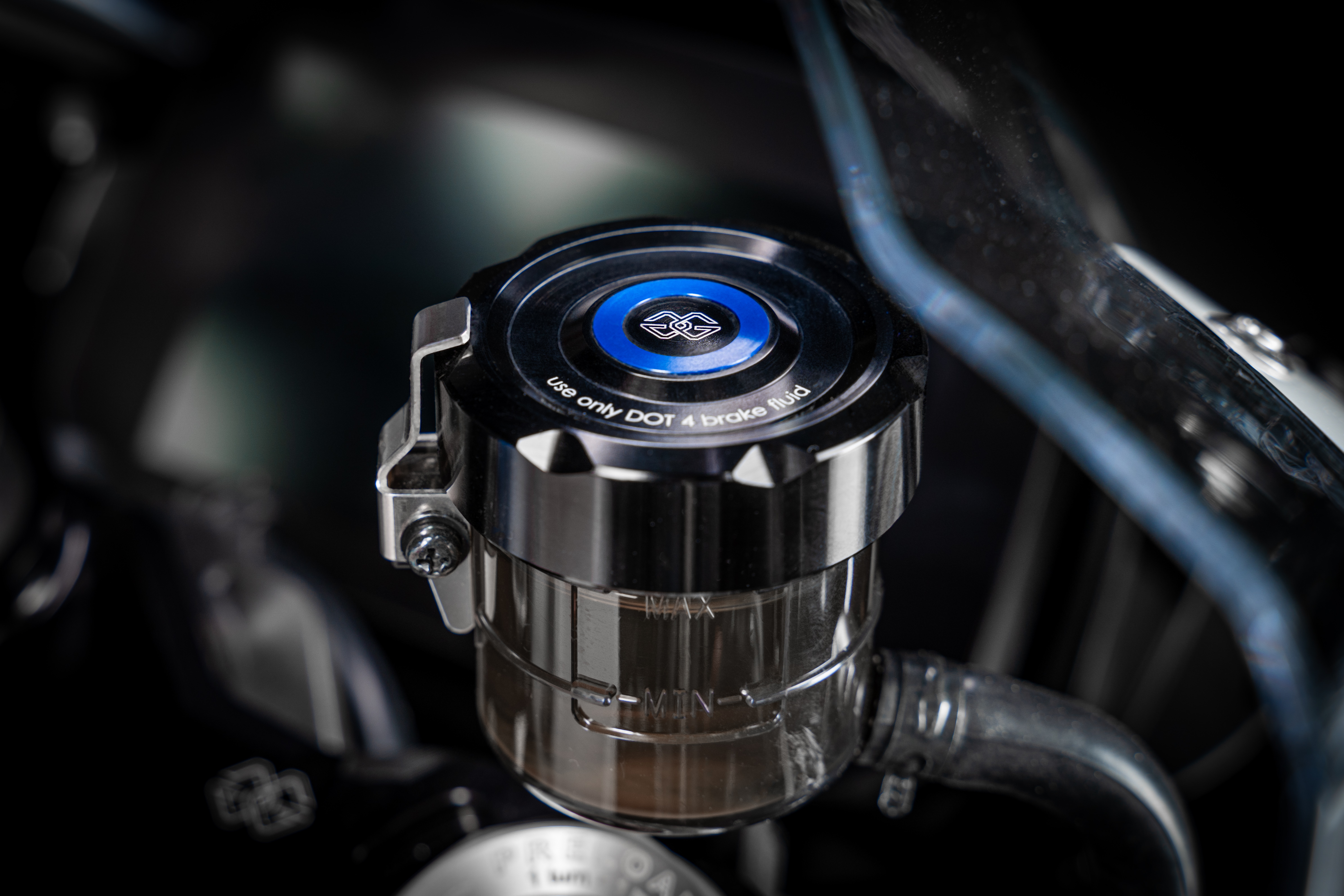 Front brake fluid reservoir cover black