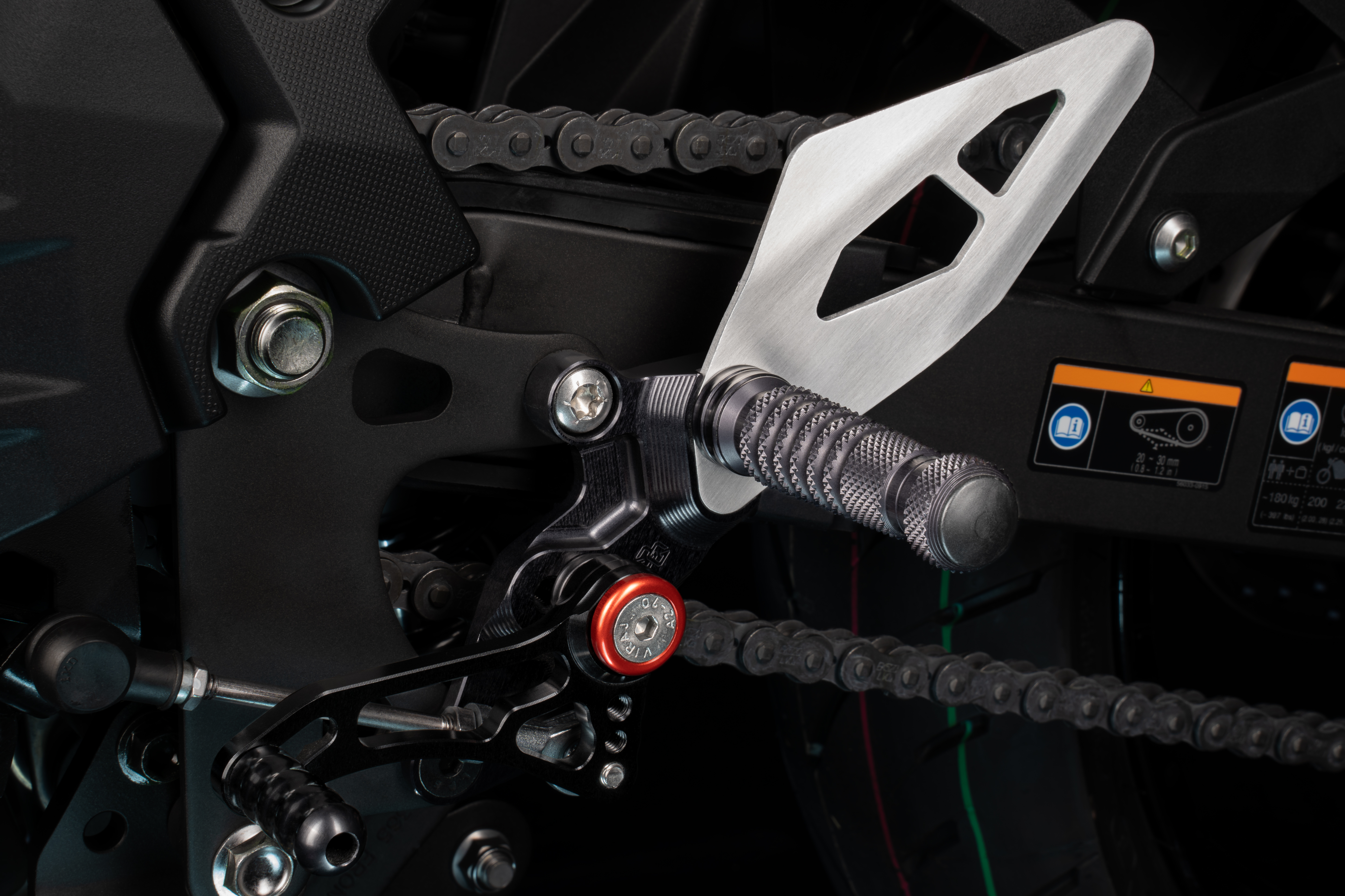 Footrest system FXR black