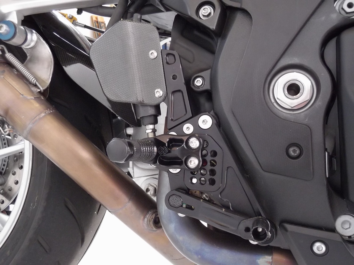 Footrest system AS31GT black