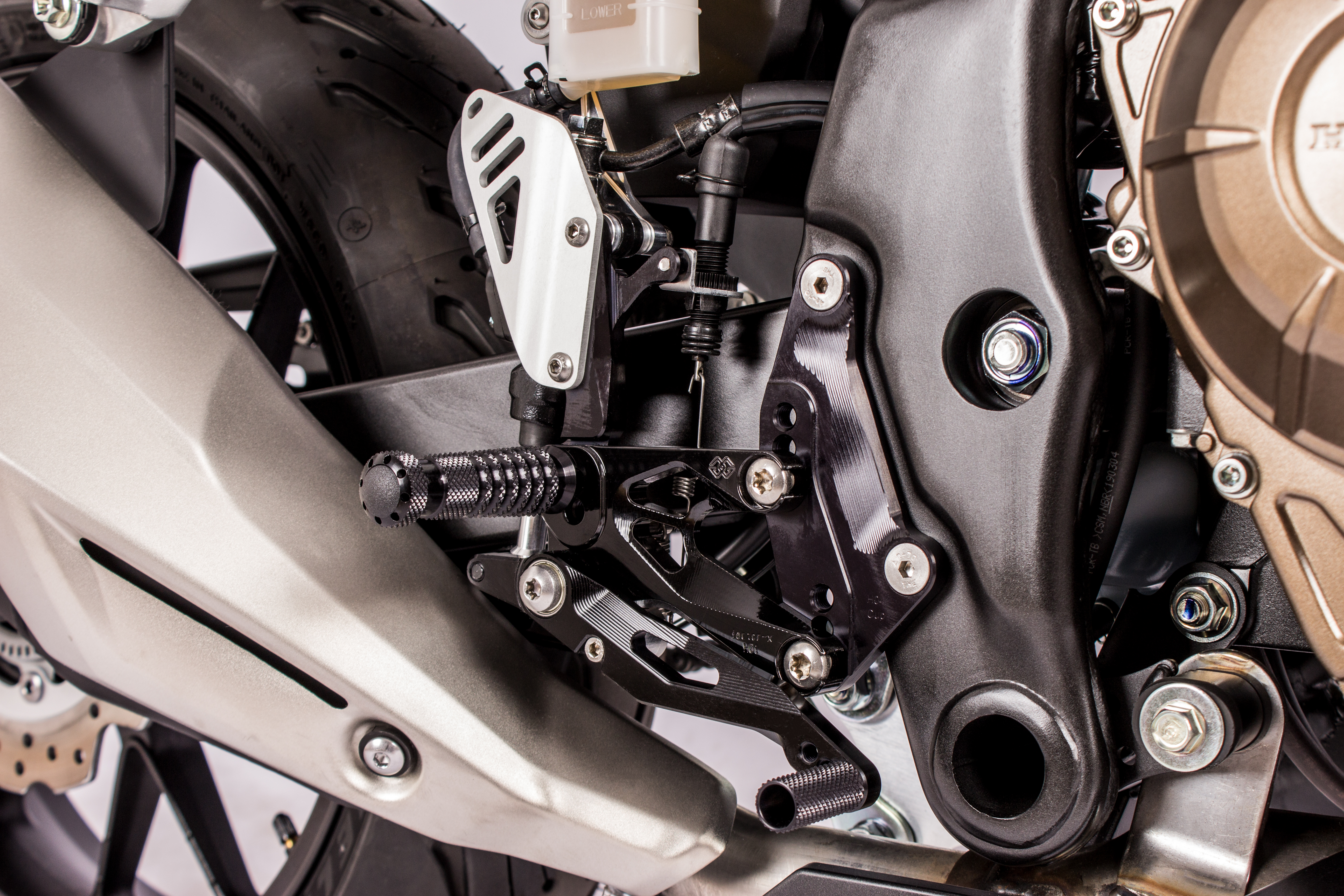 Fußrastenanlage FXR