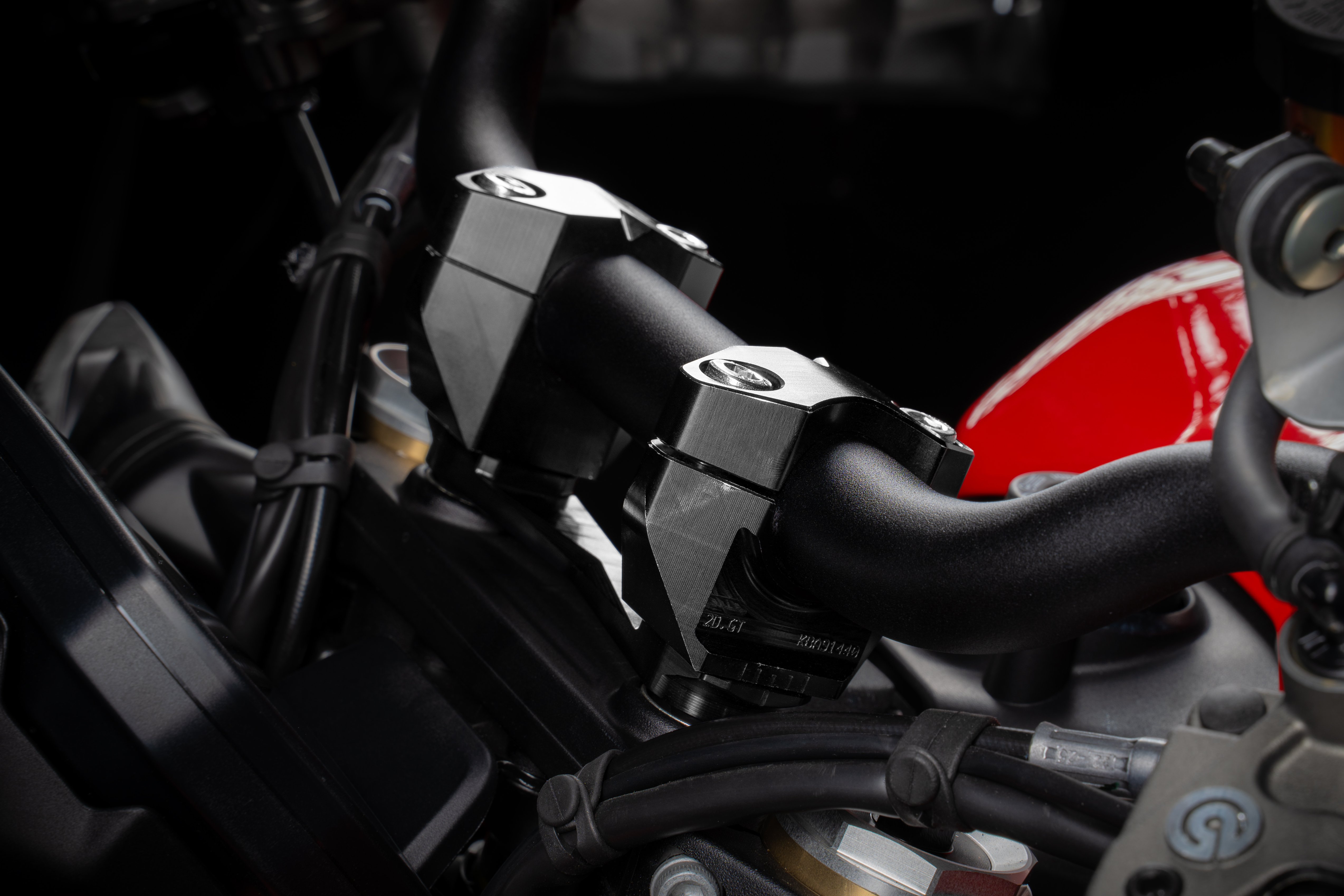 2DGT adjustable handlebar brackets